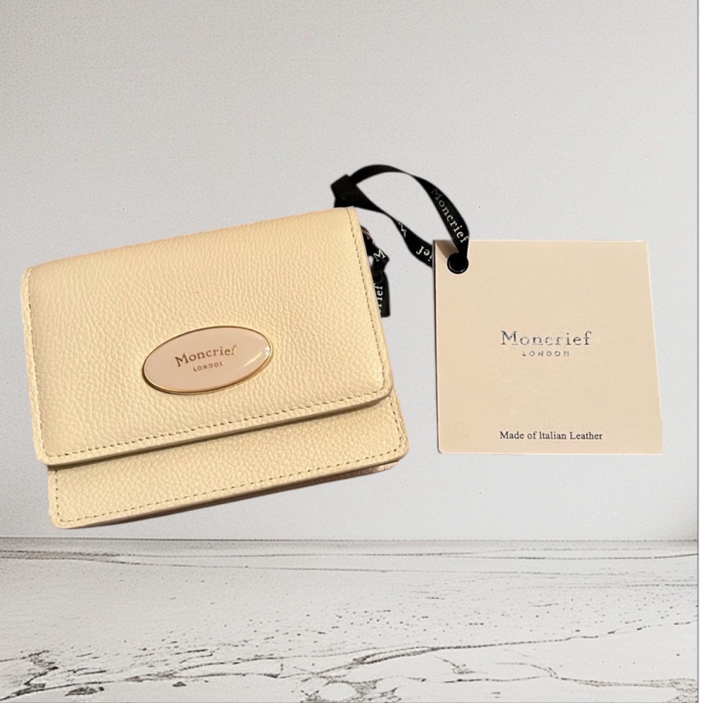 Moncrief London Italian leather wallet in a light color, original $300